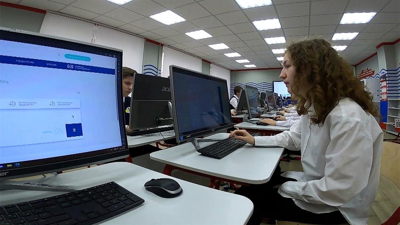 "Моя школа": новая информационная система уже посл... во всех российских образовательных учреждениях