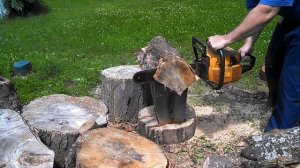 Partner 7000 chainsaw running sawing