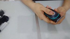 VGR V-055 Professional Trimmer Unboxing & Review | BEST TRIMMER 2021 | For Haircut & Bear At Home