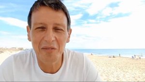 Планете не нужно много успешных людей.. Далай-Лама