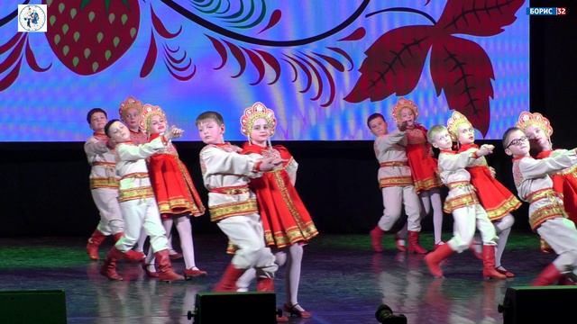 Праздничный юбилейный концерт ансамбля танца "Россияне". Танец "Калинка". 06.04.2024 год. смотреть онлайн