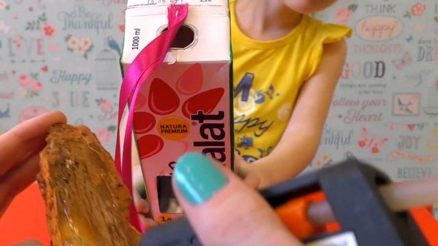 Кормушка для птиц | Скворечник своими руками | Sasha Nice смотреть онлайн