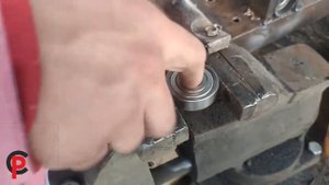 Мощная идея из швеллера и амортизатора!