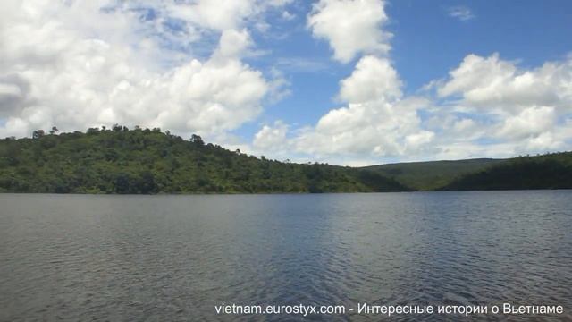 Видеопанорама озера Duong Dong (Зыонгдонг) смотреть онлайн