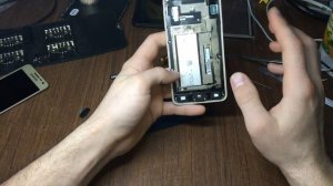 Замена экрана на телефоне samsung A3 2015 года