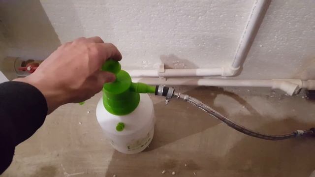 Расскажу как заполнить незамерзайкой систему отопления. смотреть онлайн