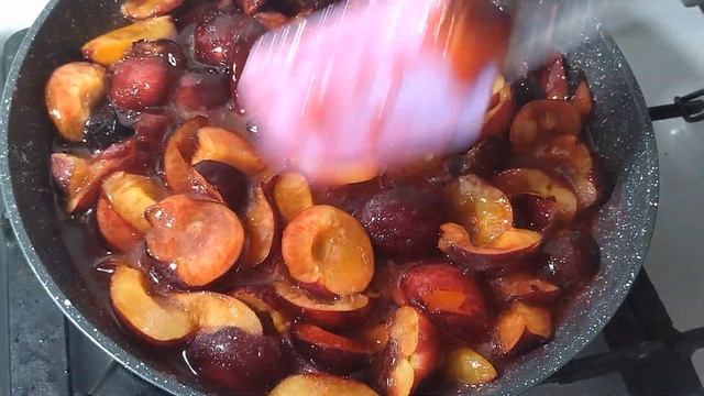 Супер быстрое варенье. Варенье  на  сковороде.