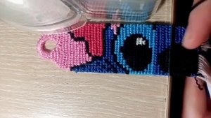 процесс плетения №4 фенечка со Стичем