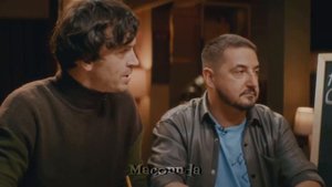 АНТОН ШАСТУН СИЛЬНО СТЕСНЯЕТСЯ ВЕСЬ ТЕЙБЛ ТАЙМ.