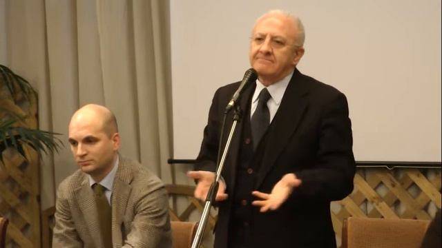 Vincenzo De Luca a Benevento 1 смотреть онлайн