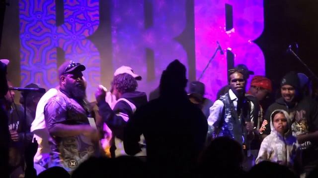 Docker River Band - Beautiful Lady (Live) смотреть онлайн