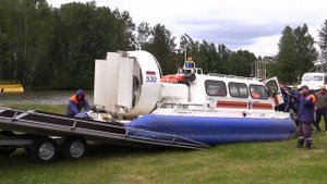 Судно на воздушной подушке  на полигоне  МЧС