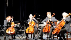 Музыка Beatles на виолончели.  RASTRELLI CELLO QUARTET в Бресте