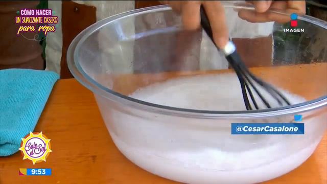 ¿Cómo hacer un suavizante casero para ropa? | Sale el Sol смотреть онлайн