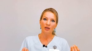 Себорейный дерматит на голове, лице и теле.