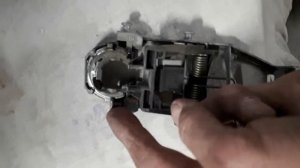 Разобранный замок двери гольф ПЛЮС