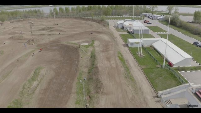 Москва с дрона - Живописный мост, мотокросс, гребля и памп трек. смотреть онлайн