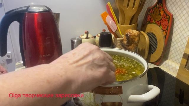 38\ Домашний рассольник с перловкой и огурцами .НУ просто и очень вкусно !!! КАК приготовить. смотреть онлайн