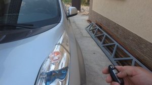 Обзор брелков-пультов NIssan Leaf японского и американского производства .