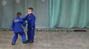 Новый год веселый праздник.  Team Judo Kids