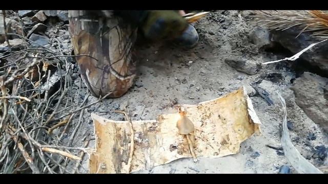 Самый простой способ розжига в сыром лесу или масляные диски.Полезные советы:№1 смотреть онлайн