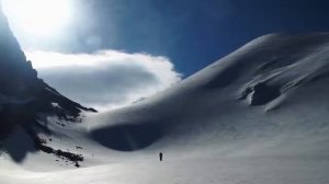 Летнее бэккантри с пика Карлытау