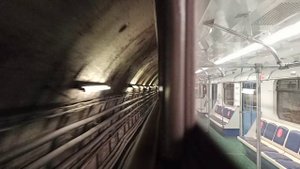 Метро|Тоннель метро|Вид из окна поезда перегон Лихоборы - Селигерская|Московский транспорт