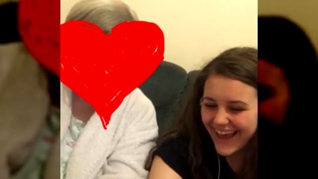 Пожилая женщина никого к себе не пускала, и вот почему смотреть онлайн