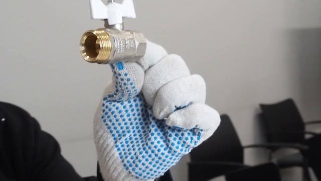 КАКАЯ КОНСТРУКЦИЯ ШАРОВОГО КРАНА САМАЯ НАДЁЖНАЯ? смотреть онлайн