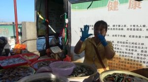 Рынок морепродуктов. Что мы купили и где приготовили. Морские черенки | #Хайнань 3-40