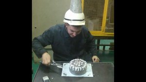 Суровые слесаря