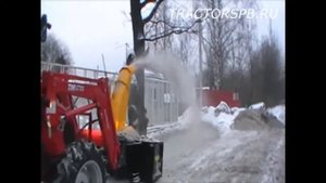 Как убрать снег за 49 секунд Фронтальный снегоротор на тракторе TYM