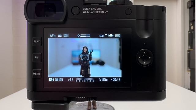 Leica Q2 (Mono) - GREAT NEW Firmware 5.0.0 смотреть онлайн