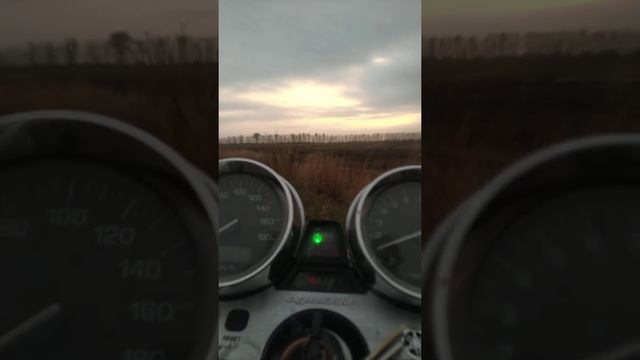 лето 2020 катаюсь на мотоцикле видео разгон до 200км Ямаха xjr 1300 мото блог Тула