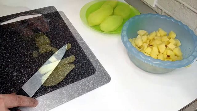Суп Рассольник. Супер вкусная перловка НЕ склизкая. смотреть онлайн
