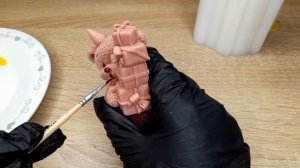 Создание шоколадного мишки с подарками