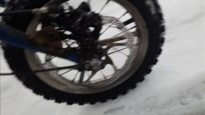 Зимняя покатушка на дырчике с коляской!Мопед из бензопилы дружба