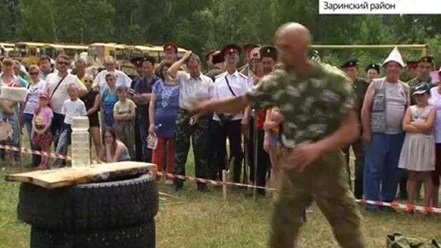 Почти тысяча человек приехали в Заринский район на казачьи игры «Шермиции на Сибирской земле» смотреть онлайн