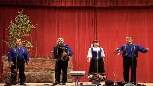 Ансамбль Сельские зори ? Зажигательное исполнение песни
