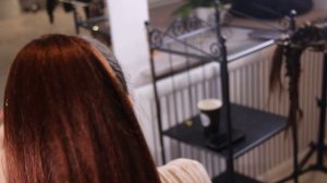 Как использовать хвост с канекалоном на резинке? Три быстрые прически своими руками