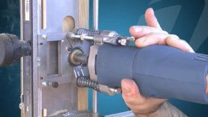 Фрезер для установки скрытых петель Virutex FR129N