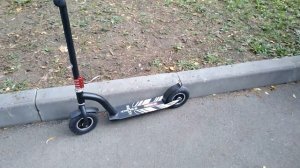 Самокат для дерта с надувными колесами