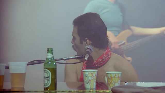 WE WILL ROCK YOU - QUEEN ROCK MONTREAL 1981