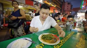 We Tried Bangkok’s Explosive Fire Wok Stir Fry  | Street Eats | Bon Appétit