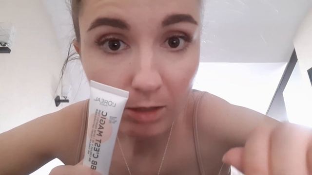 ASMR/макияж подружке/шепот/триггеры