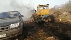 Самый опасный дрифт на Бульдозере
