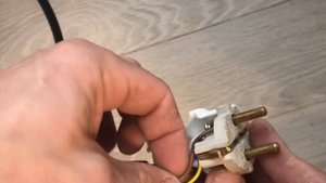 Как смонтировать вилку с заземлением на котле газового котла, фотообои, момент cum se monteaza un