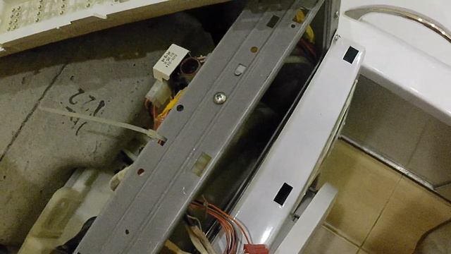 Вскрытие мозга стиральной машины