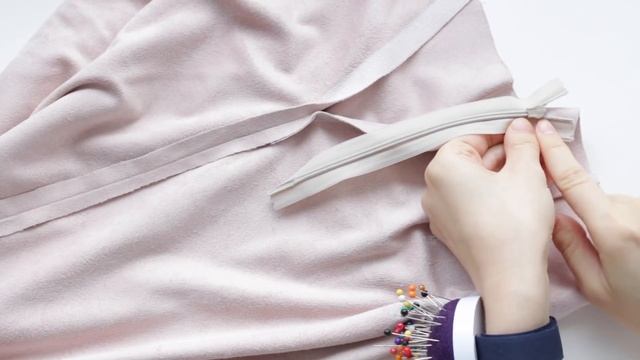 DIY | Шьём юбку с разрезом | Юбка из замши смотреть онлайн