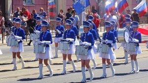 Акция "Живой флаг". День России. Иркутск 12.06.2017